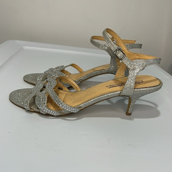 Badgley Mischka Womens Sliver Open Toe Kitten Heel Glitter Rhinestone Size 8.5 - Picture 8 of 16
